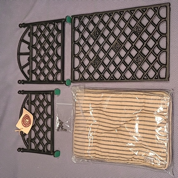 Boyds Bears Cast Iron Bear Doll Bed With Matress - Picture 12 of 12